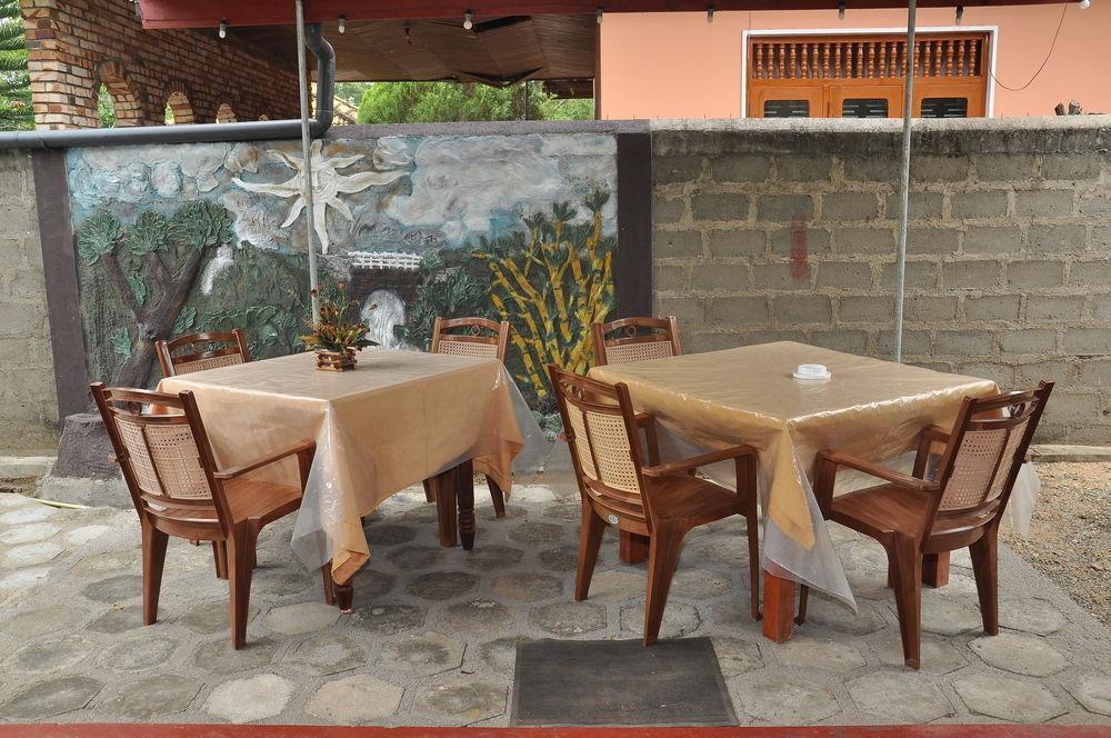 Sanoga Holiday Resort ทิซซามาฮารามา ภายนอก รูปภาพ